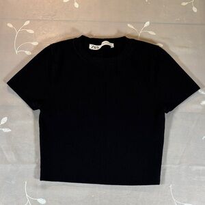 Zara Elegant Basic Black Tee Crop Woman Size Small Thick Fabric